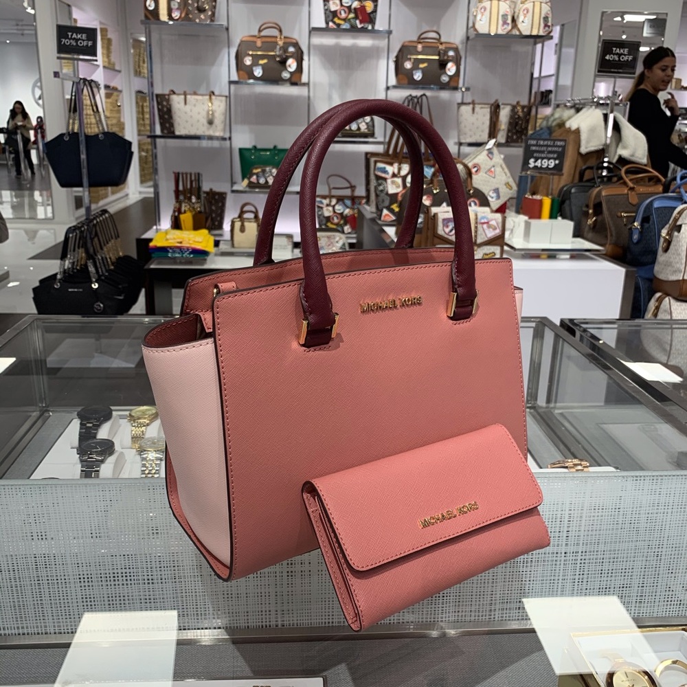 Michael Kors Selma Satchel & Wallet Set - Picture 2 of 8